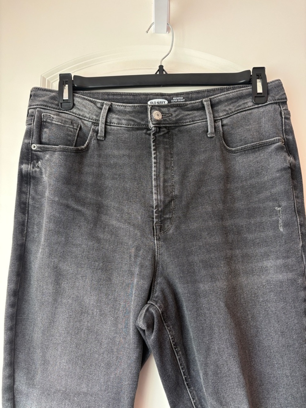 Old Navy Grey/Black Rockstar Super Skinny Extra High-Rise Jeans Size 16 - Picture 3 of 12